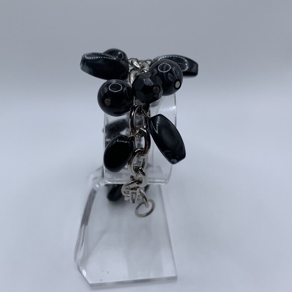 Vintage AVENUE Womens Silver Tone Black Gray Bead Bracelet Quartz Watch A56 - Picture 3 of 8